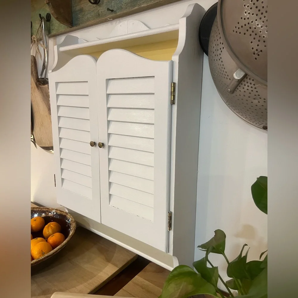 Vintage Wall Mount Spice Rack w Brass Hardware - Picture 8 of 15